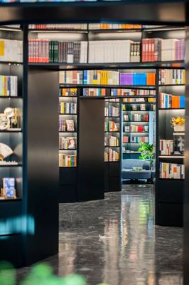 點點租上海 | 朵云書院亮相上海中心，239米刷新魔都書店海拔記錄！