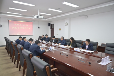 深化產(chǎn)教融合，共筑智造未來(lái) 我校與凱邁機(jī)電簽訂戰(zhàn)略合作框架協(xié)議及技術(shù)開(kāi)發(fā)合同